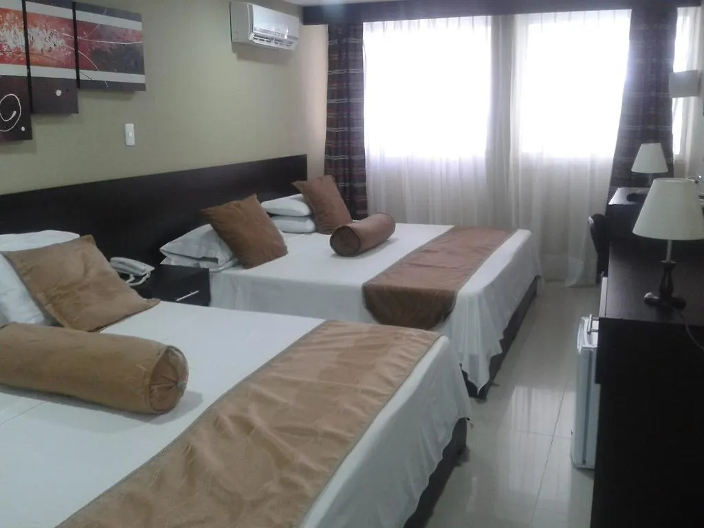 Hotel Six Avenue Cali