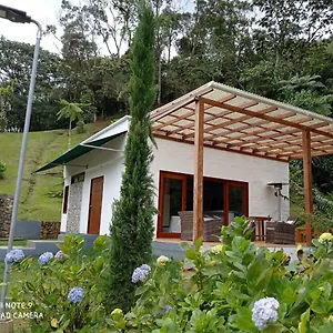 Villa Las Aguilas, Cali